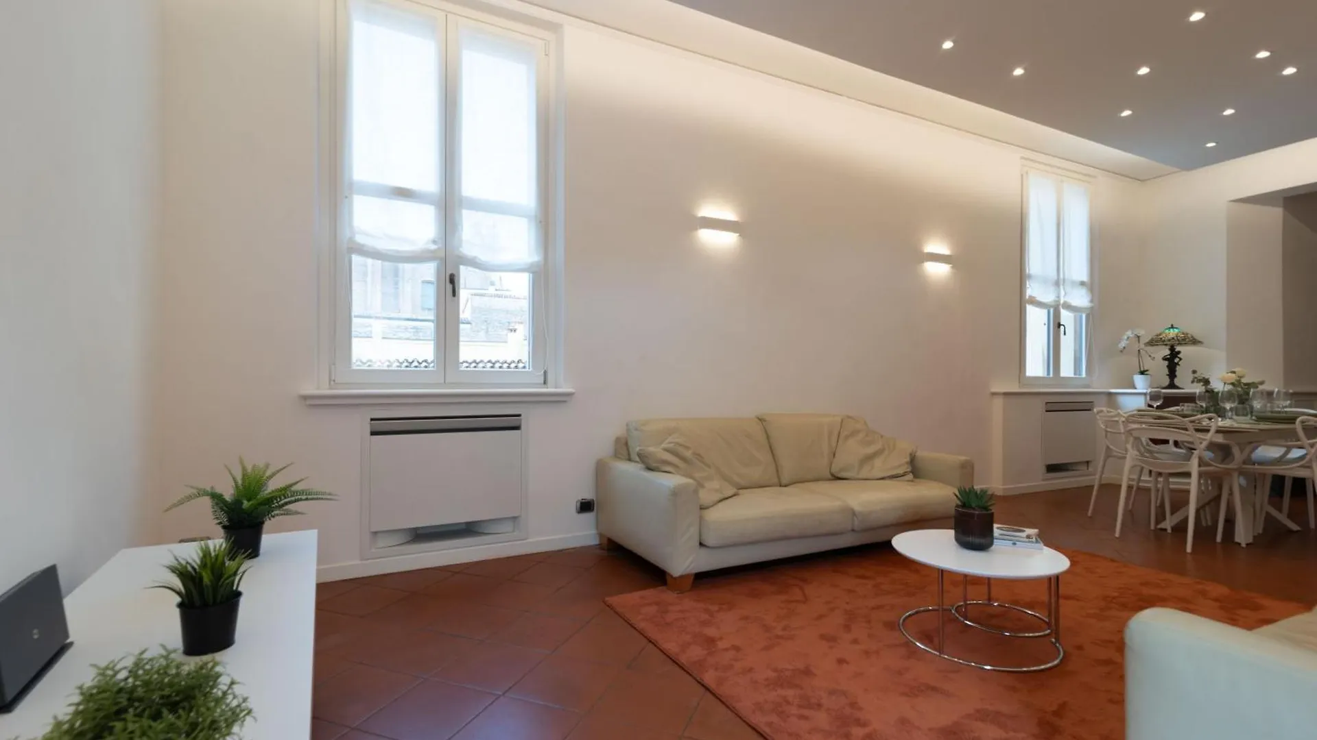 Domus 54 Apartment Mantova 0*,